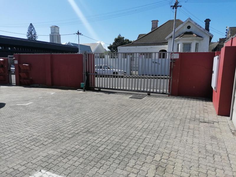 2 Bedroom Property for Sale in Maitland Western Cape